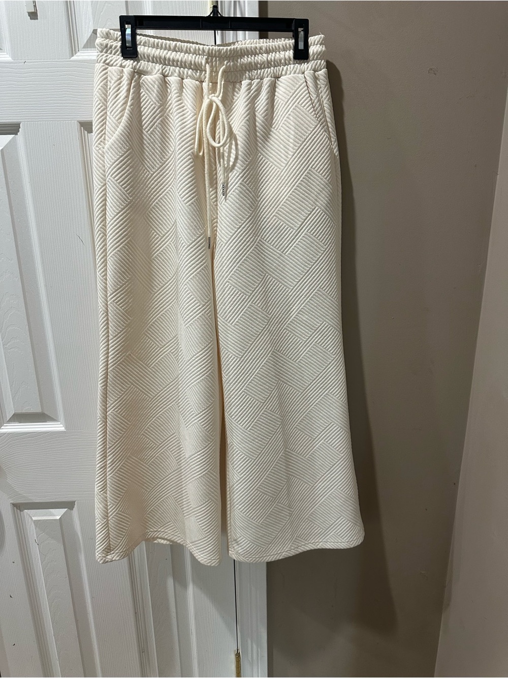 Wide-Leg Knit Drawstring Pants in Cream